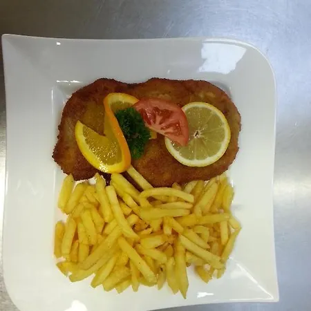 Hotel Hotel-café-burg Stahleck 2*