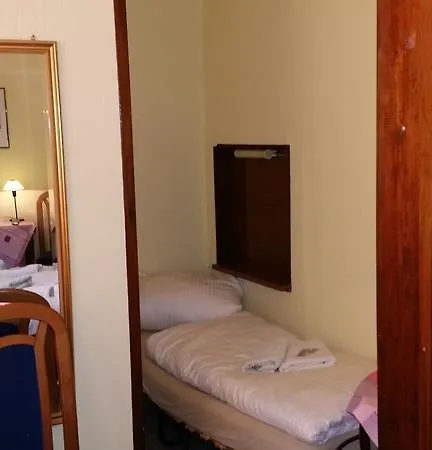 Hotel-café-burg Stahleck